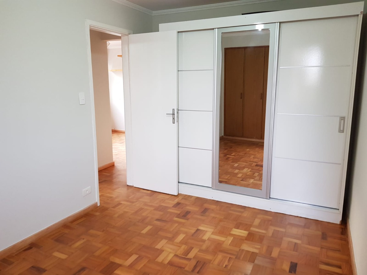 Apartamento à venda com 2 quartos, 69m² - Foto 4