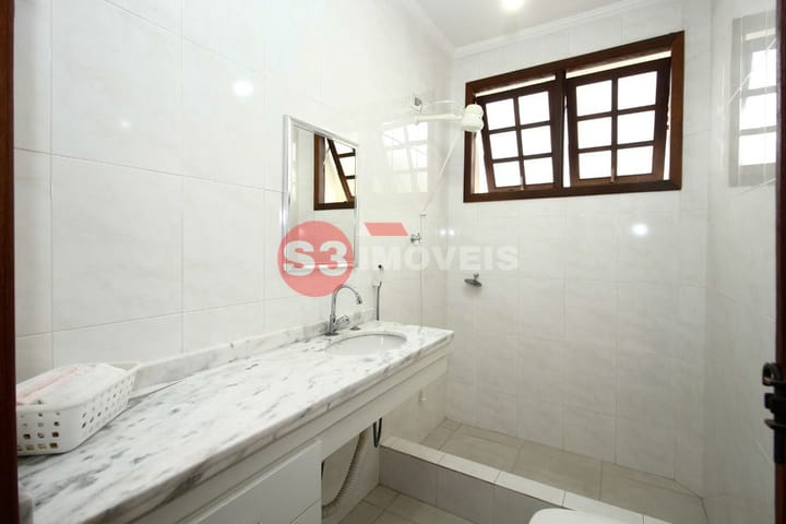 Casa à venda com 2 quartos, 94m² - Foto 8