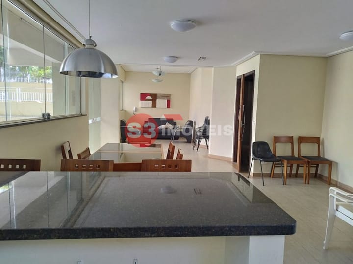 Apartamento à venda com 2 quartos, 61m² - Foto 16