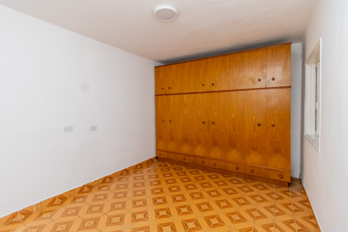 Casa à venda com 4 quartos, 150m² - Foto 11