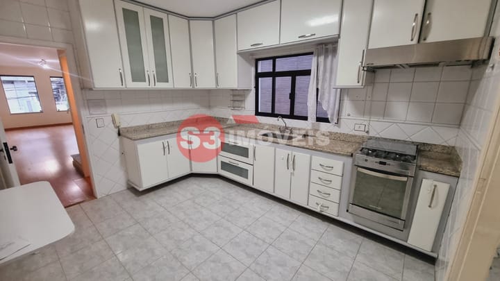 Casa à venda com 3 quartos, 180m² - Foto 16