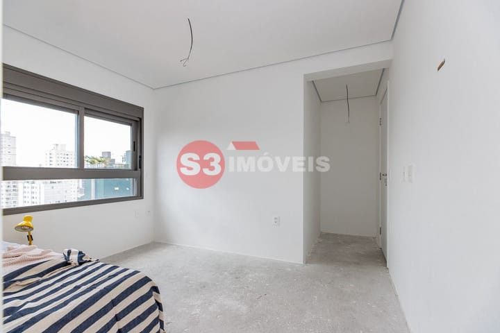 Apartamento à venda com 4 quartos, 232m² - Foto 32