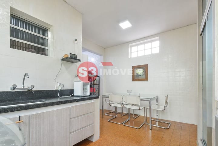 Casa à venda com 4 quartos, 194m² - Foto 34