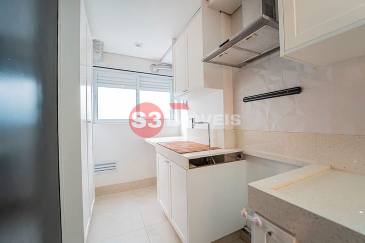 Apartamento à venda com 2 quartos, 64m² - Foto 28