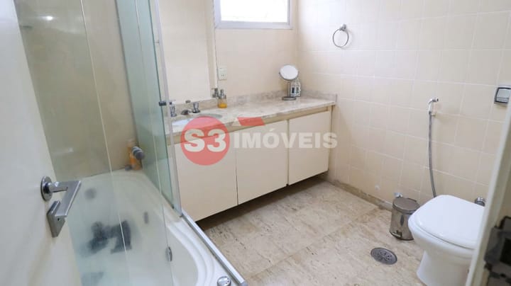 Apartamento à venda com 4 quartos, 182m² - Foto 19