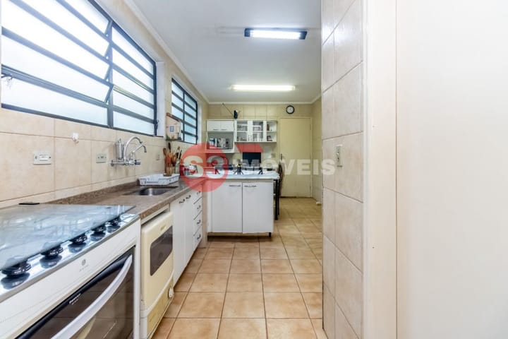 Casa à venda com 4 quartos, 167m² - Foto 9