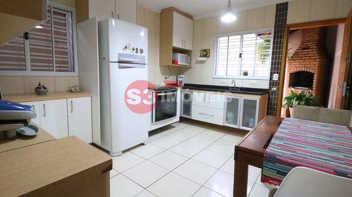 Casa à venda com 3 quartos, 144m² - Foto 23