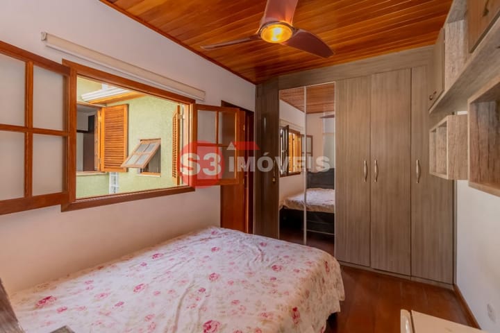 Casa à venda com 4 quartos, 219m² - Foto 20