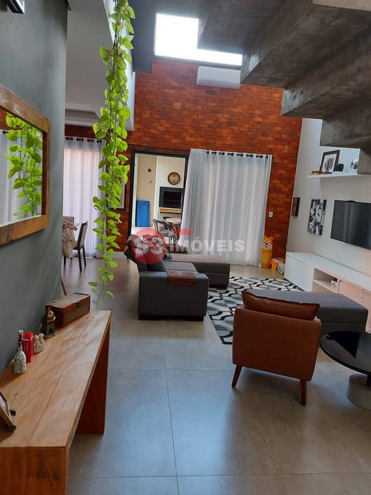 Casa de Condomínio à venda com 3 quartos, 250m² - Foto 5