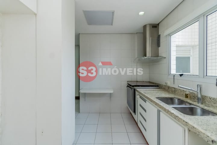 Apartamento à venda com 3 quartos, 184m² - Foto 25