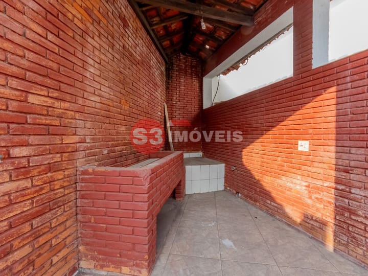 Casa à venda com 3 quartos, 250m² - Foto 35