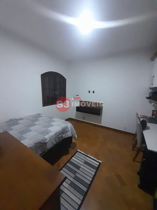 Casa à venda com 4 quartos, 166m² - Foto 18