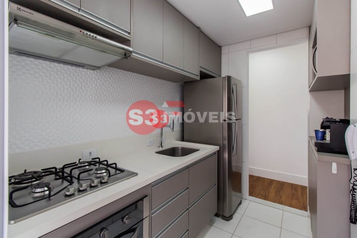 Apartamento à venda com 2 quartos, 61m² - Foto 32