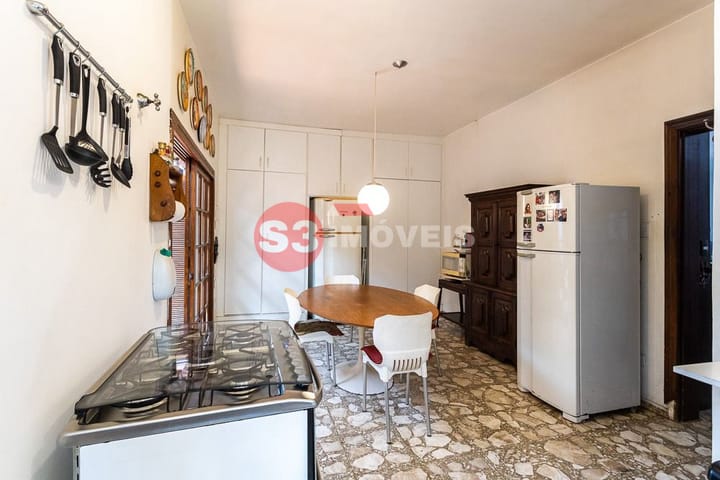 Casa à venda com 3 quartos, 250m² - Foto 31