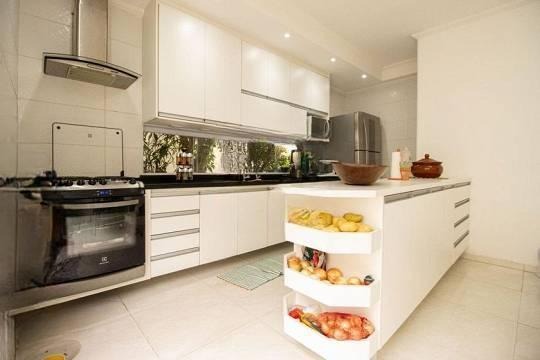 Casa à venda com 3 quartos, 234m² - Foto 7