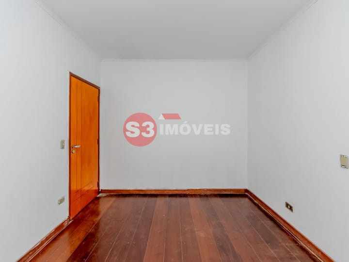 Casa à venda com 3 quartos, 250m² - Foto 11