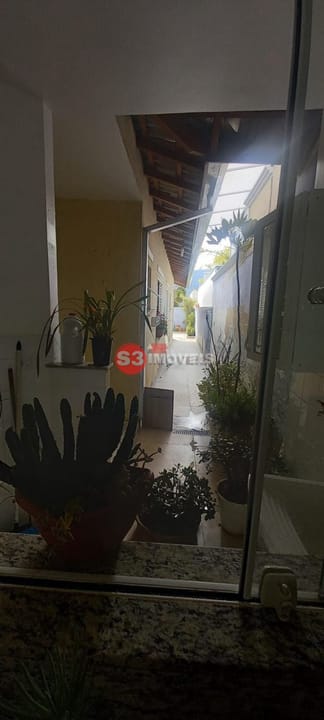 Casa à venda com 3 quartos, 80m² - Foto 9