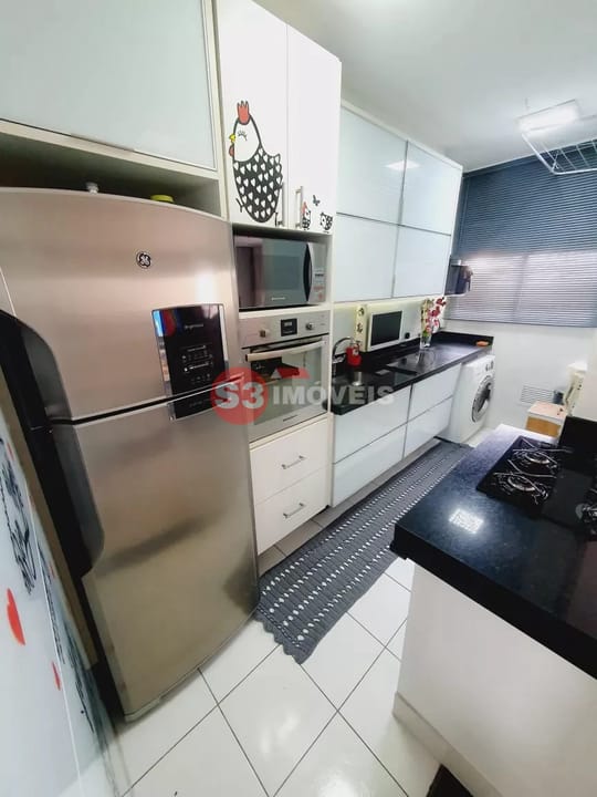 Apartamento à venda com 2 quartos, 61m² - Foto 9