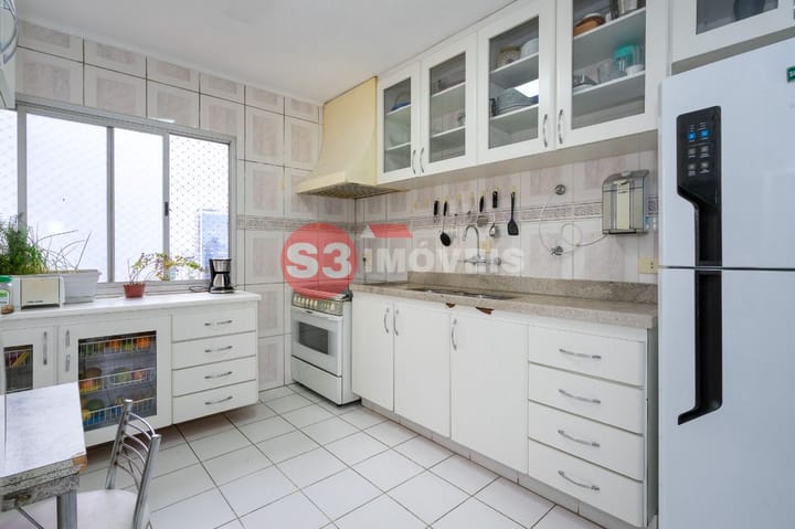 Apartamento à venda com 2 quartos, 124m² - Foto 19