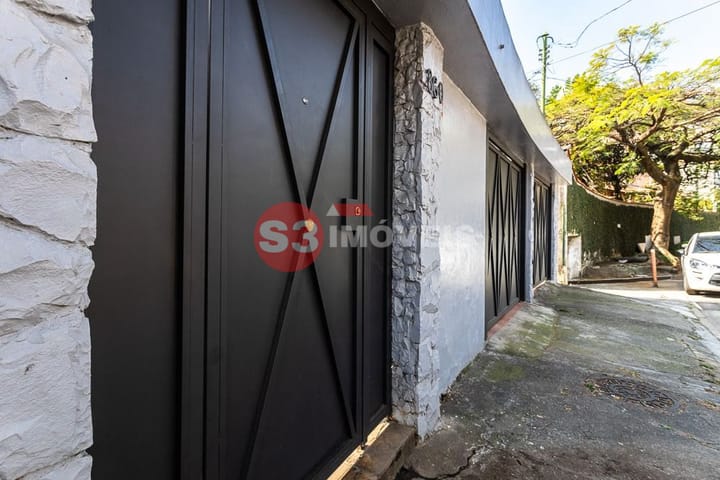 Casa à venda com 3 quartos, 250m² - Foto 62