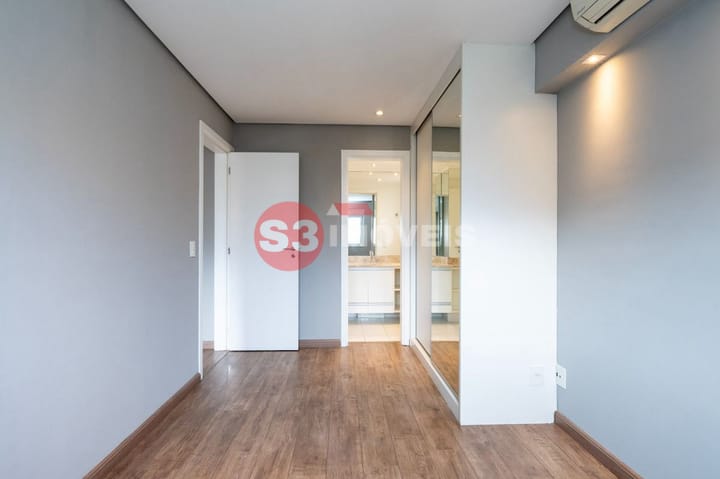 Apartamento à venda com 1 quarto, 61m² - Foto 20