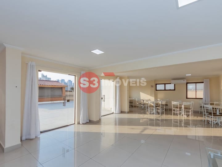 Apartamento à venda com 2 quartos, 65m² - Foto 25