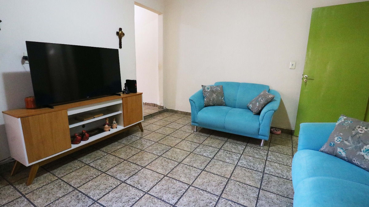 Casa à venda com 2 quartos, 100m² - Foto 6