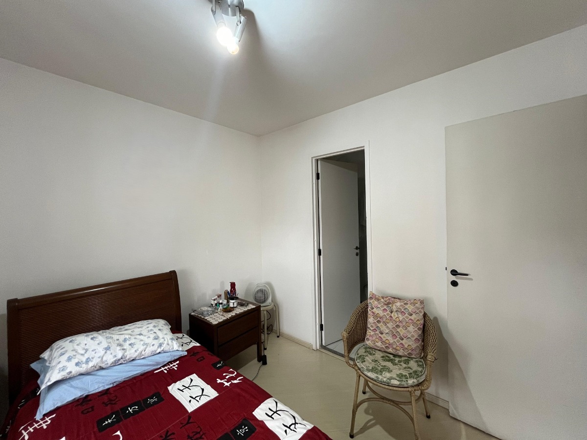 Apartamento à venda com 3 quartos, 86m² - Foto 14