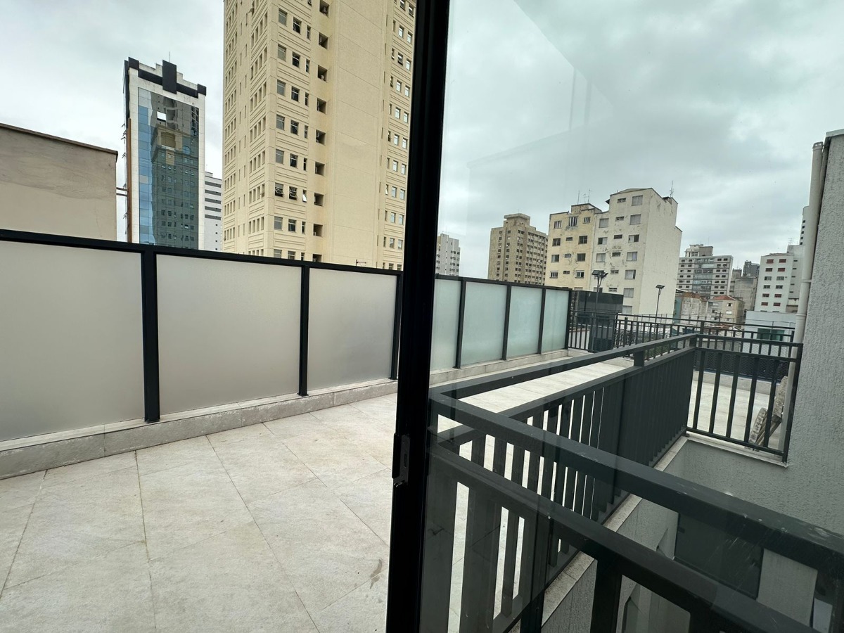 Apartamento à venda com 1 quarto, 30m² - Foto 16