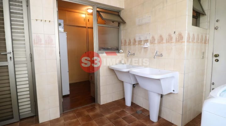 Apartamento à venda com 3 quartos, 200m² - Foto 40