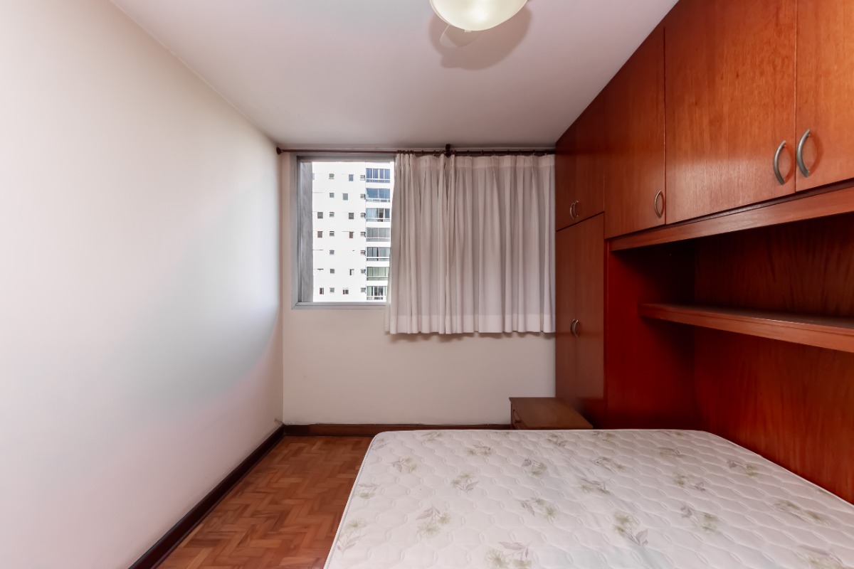 Apartamento à venda com 3 quartos, 117m² - Foto 8