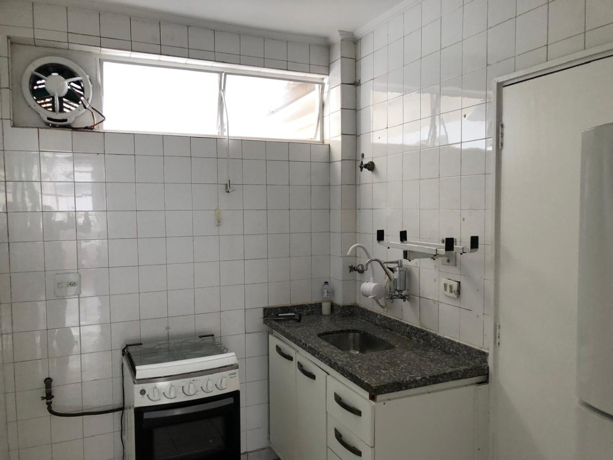 Apartamento à venda com 2 quartos, 80m² - Foto 4