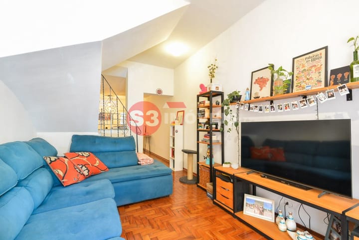 Casa à venda com 2 quartos, 100m² - Foto 3