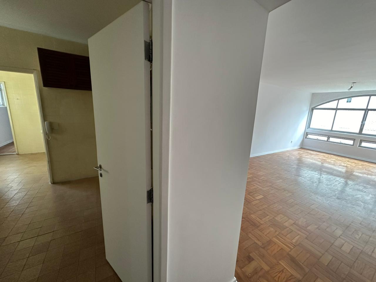 Apartamento à venda com 3 quartos, 128m² - Foto 54