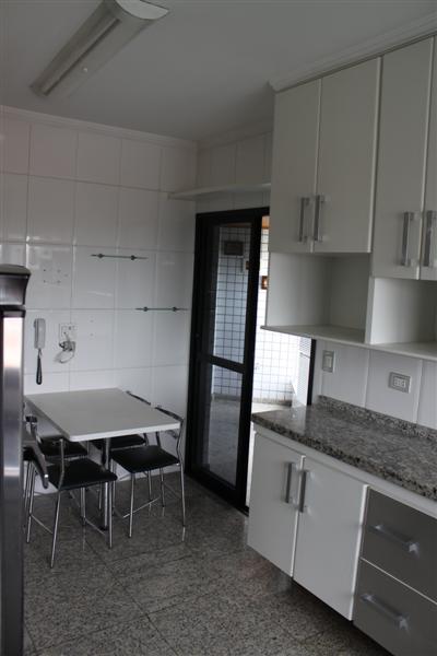 Apartamento à venda com 4 quartos, 230m² - Foto 27