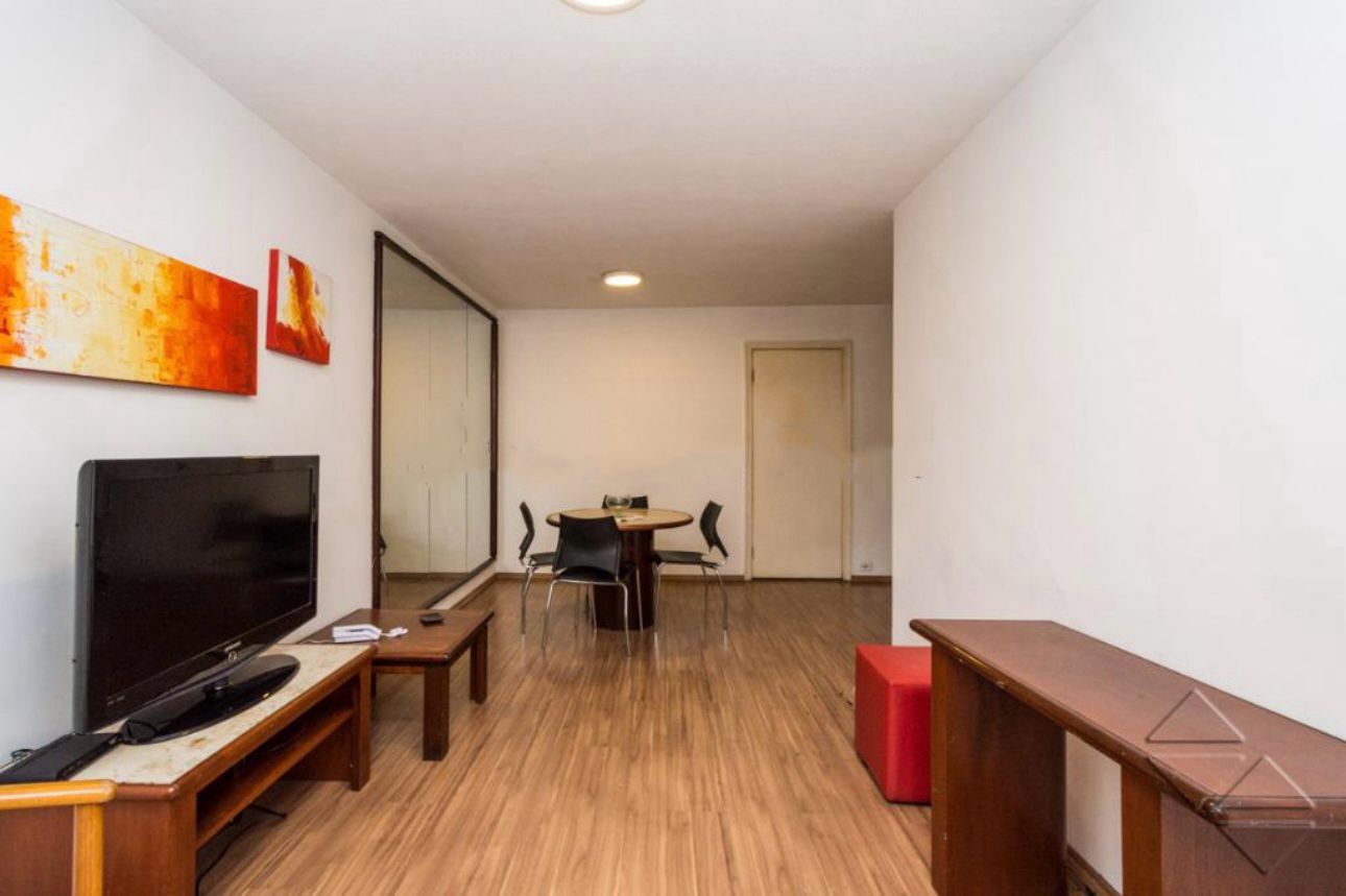 Apartamento à venda com 2 quartos, 70m² - Foto 1