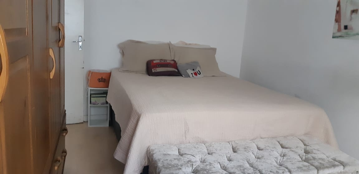 Apartamento à venda com 2 quartos, 70m² - Foto 1