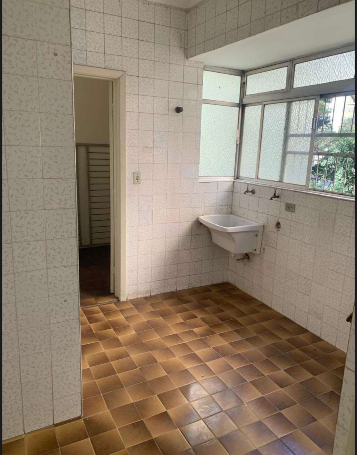 Apartamento à venda com 3 quartos, 141m² - Foto 4