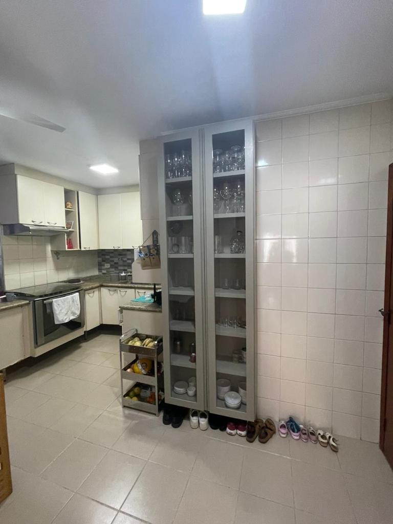 Apartamento à venda com 3 quartos, 138m² - Foto 16