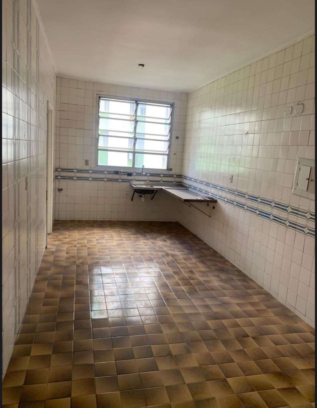 Apartamento à venda com 3 quartos, 141m² - Foto 3