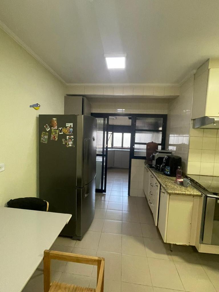 Apartamento à venda com 3 quartos, 138m² - Foto 5