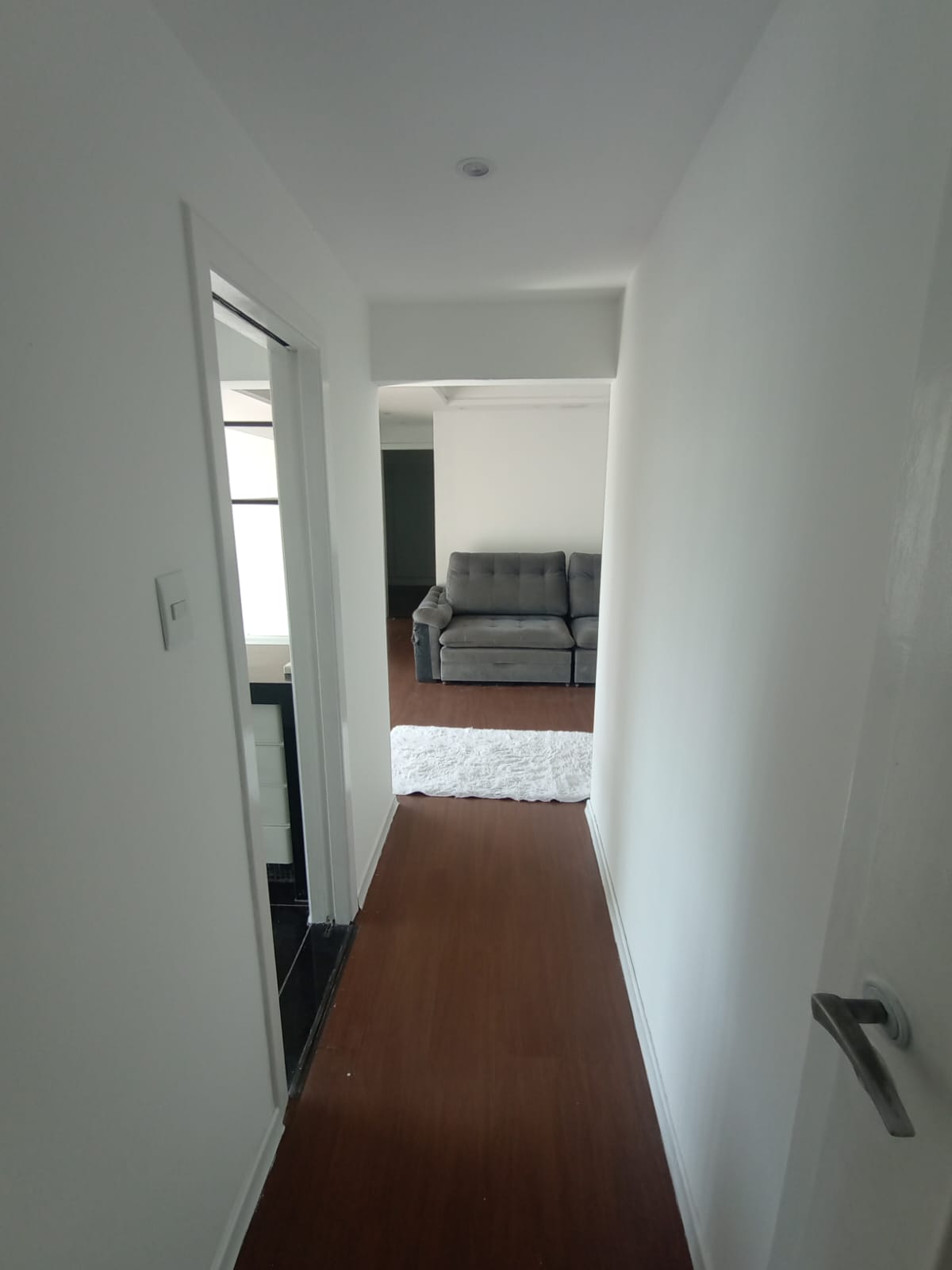 Apartamento à venda com 2 quartos, 69m² - Foto 3