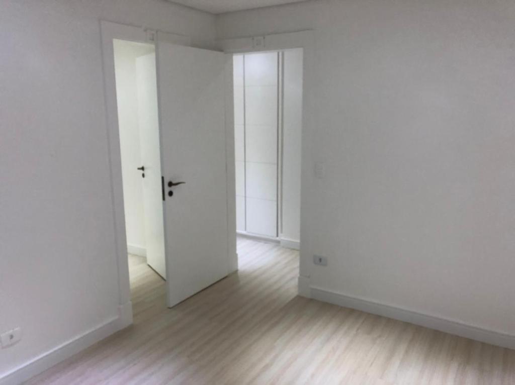 Apartamento à venda com 4 quartos, 195m² - Foto 15