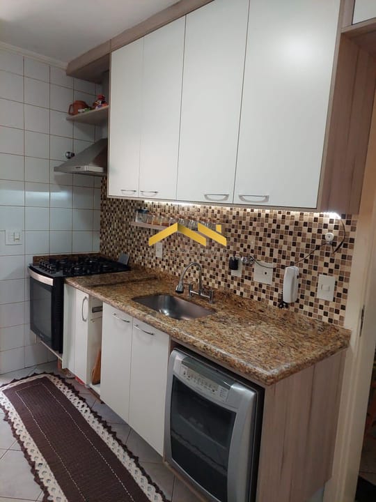 Apartamento à venda com 3 quartos, 96m² - Foto 7