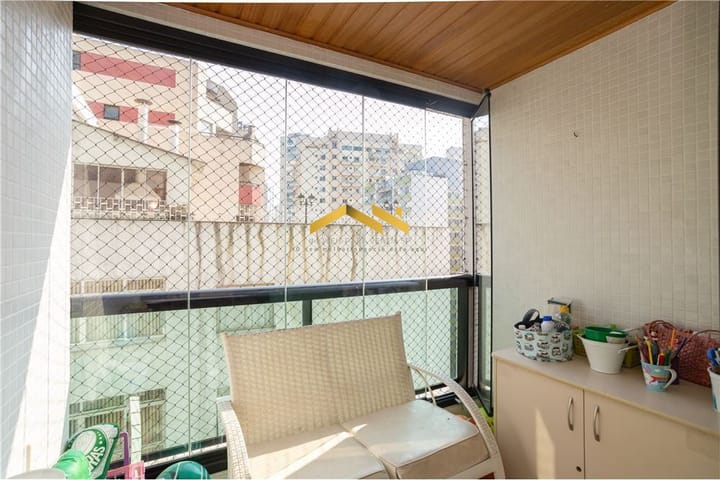 Apartamento à venda com 4 quartos, 235m² - Foto 36