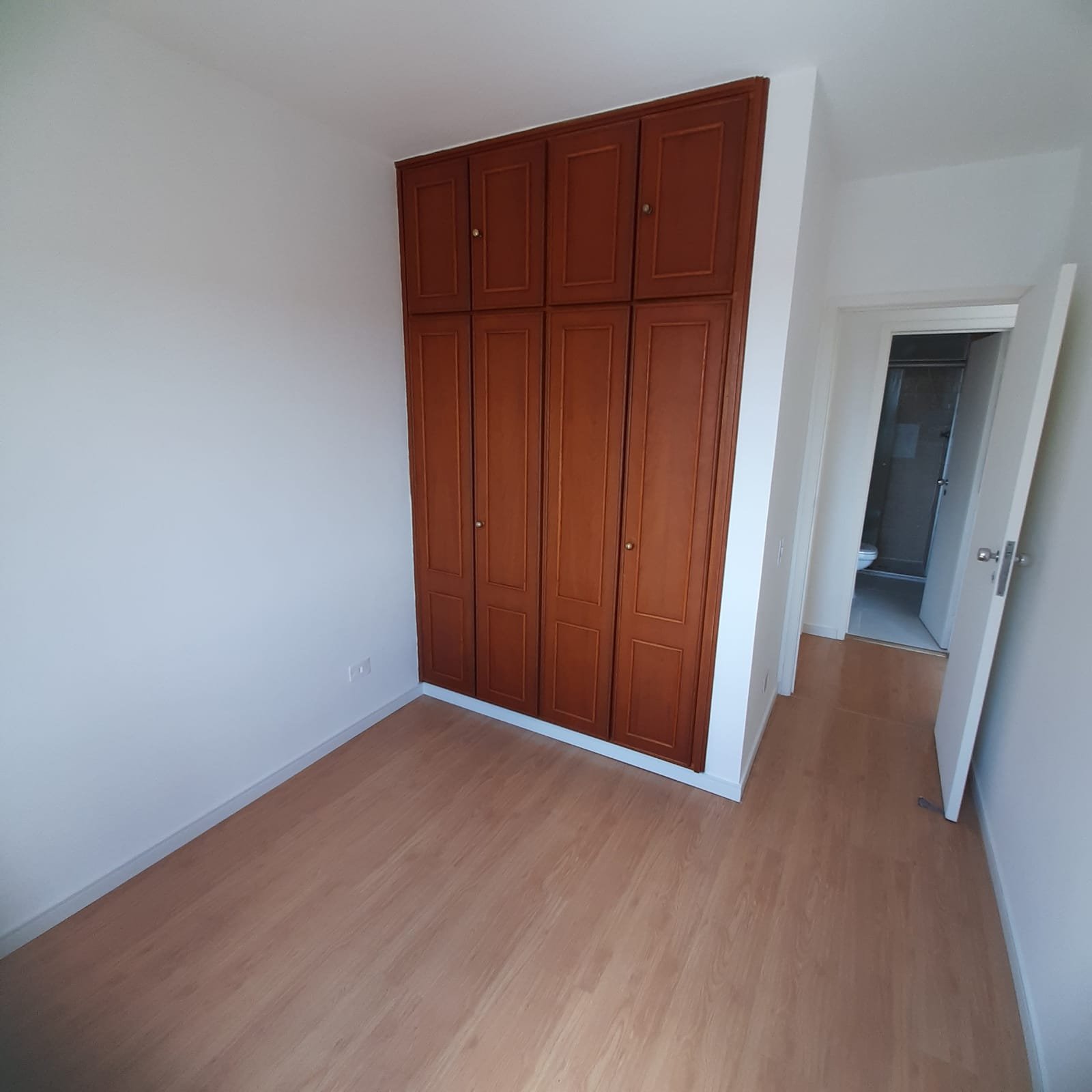 Apartamento à venda com 2 quartos, 56m² - Foto 4