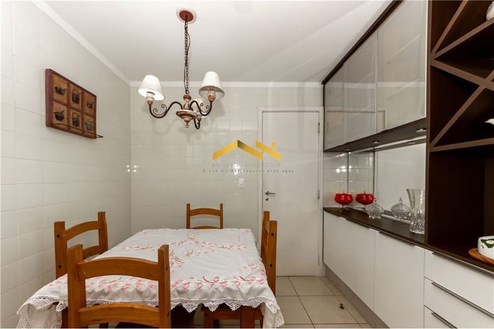 Apartamento à venda com 4 quartos, 208m² - Foto 30