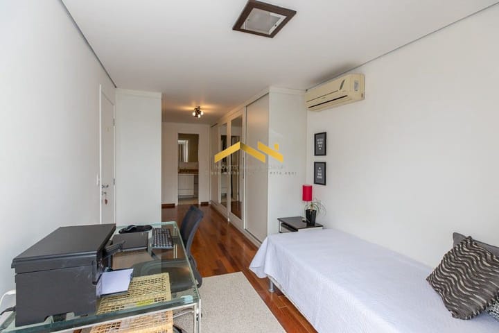 Apartamento à venda com 3 quartos, 161m² - Foto 19