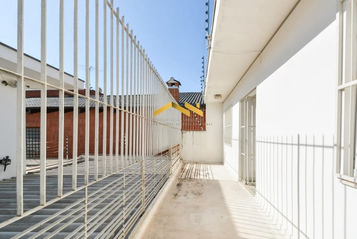 Casa à venda com 3 quartos, 282m² - Foto 15