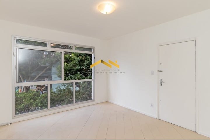 Apartamento à venda com 2 quartos, 70m² - Foto 1